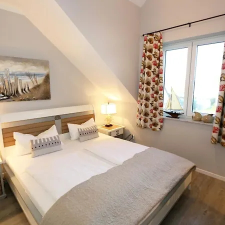 Haus Sterntaucher Whg 05 Mit Balkon *