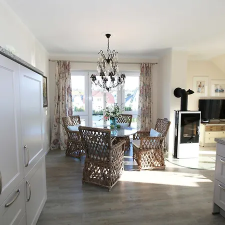 Haus Sterntaucher Whg 05 Mit Balkon Apartamento